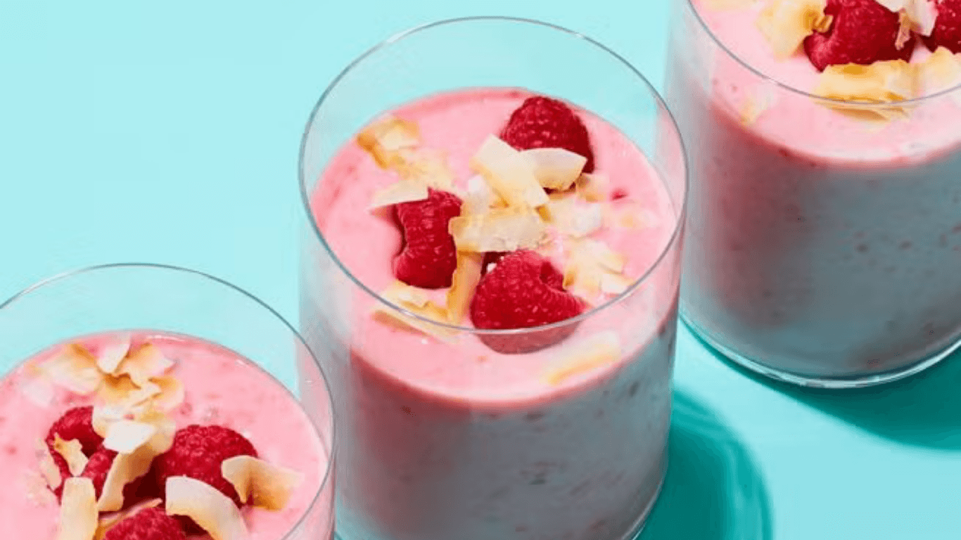 Raspberry Chai Coconut Smoothie